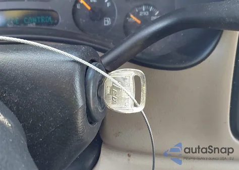 2004 Chevrolet Suburban 1500 Lt from USA, damaged, VIN 3GNEC16Z84G164050